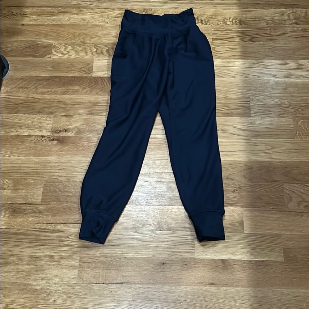 Old Navy Active Women’s Navy Powersoft High Rise Joggers size XS